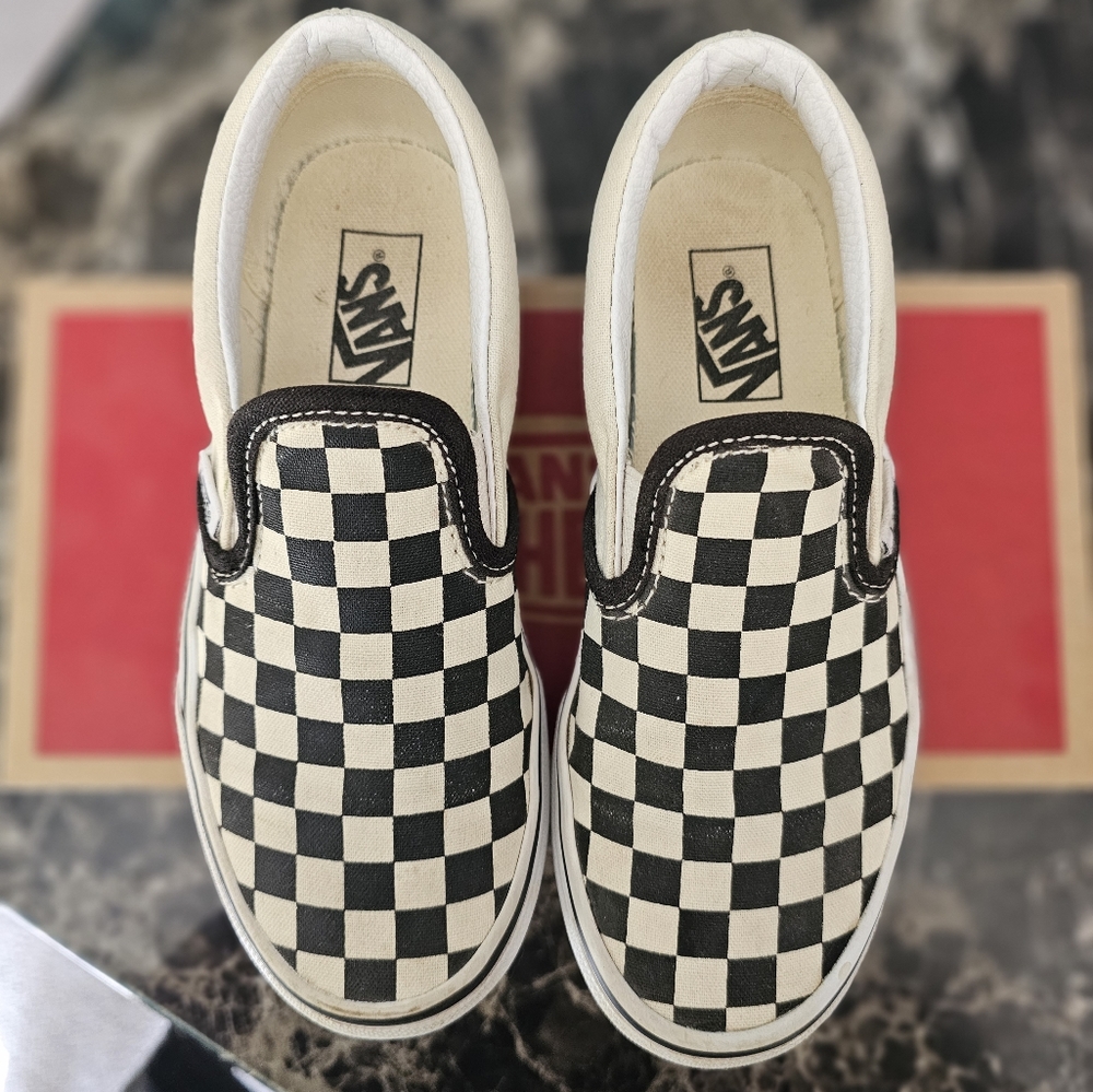 Kids size 1 Vans